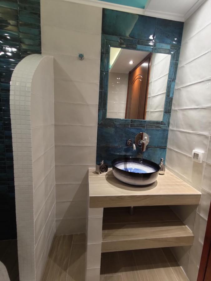 Leonidas Apartments Kamari  Bagian luar foto