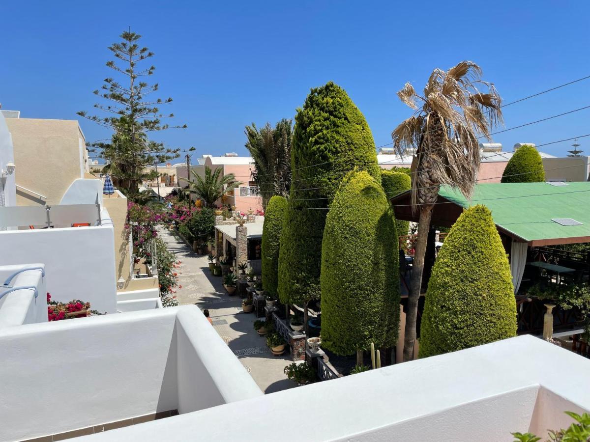 Leonidas Apartments Kamari  Bagian luar foto