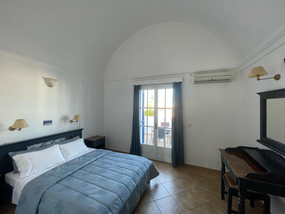 Leonidas Apartments Kamari  Bagian luar foto