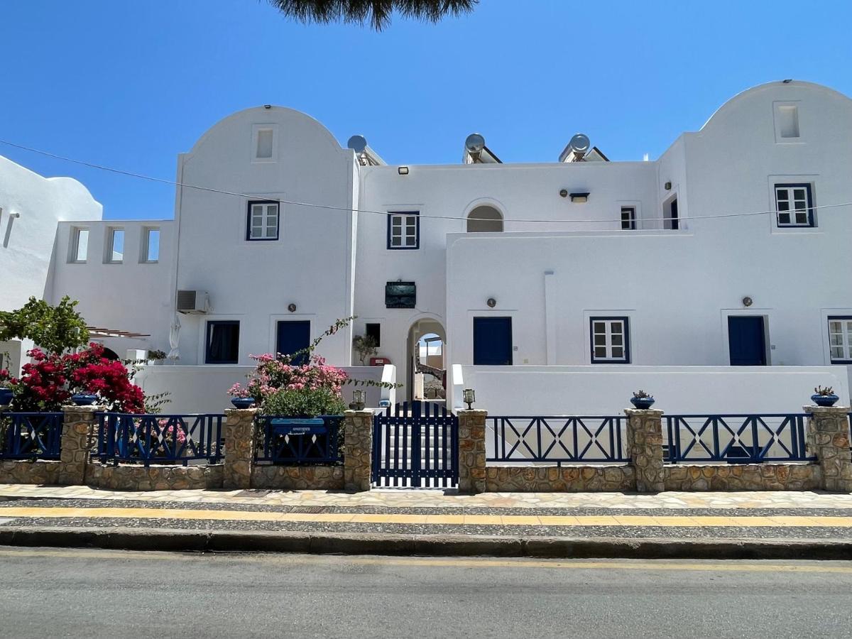 Leonidas Apartments Kamari  Bagian luar foto