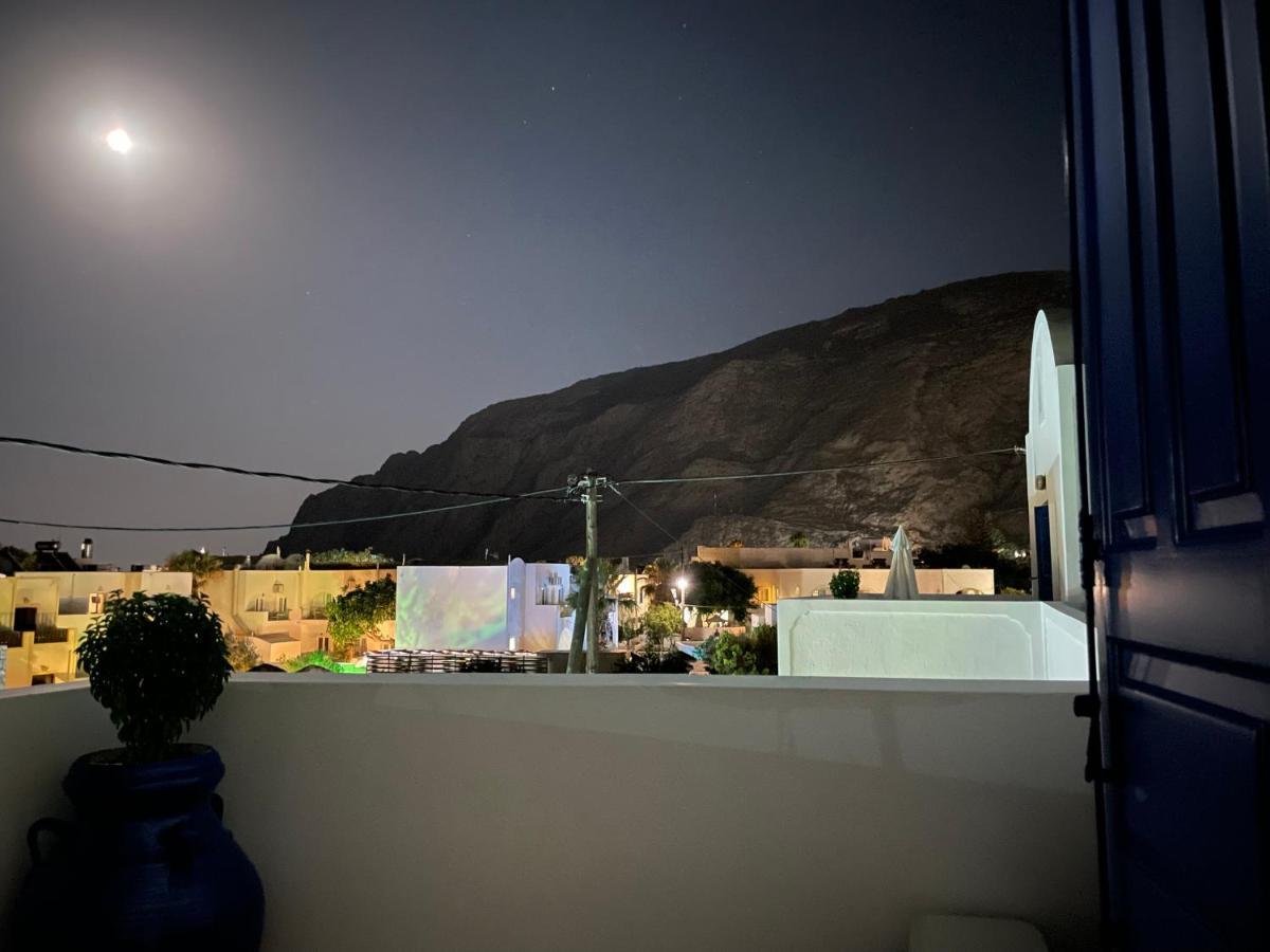 Leonidas Apartments Kamari  Bagian luar foto